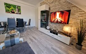Exklusives Und Helles Dachgeschoss-Apartment No 1 Im Zentrum Von Kassel, Schnelles 1Gbit Internet, Geschirrspueler, Boxspringbetten